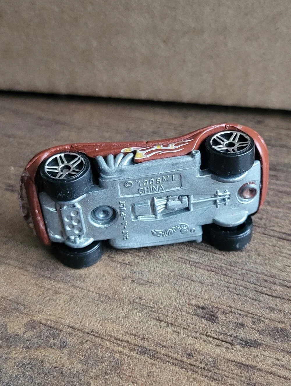 Hot Wheels 1998 catapult cheetah race car designed by Marc Jones